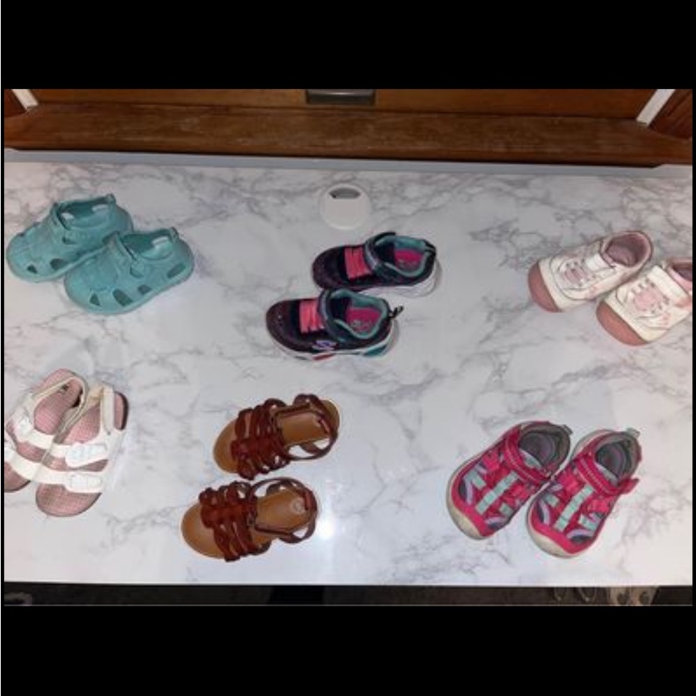 Six pairs of size 5 girl shoes​